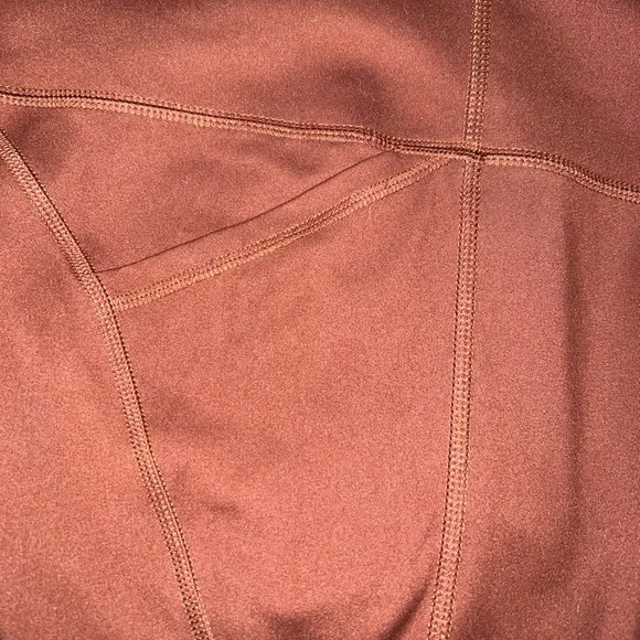 Target Burnt Organe All In Motion Active Leggings Women’s Medium - Picture 4 of 5